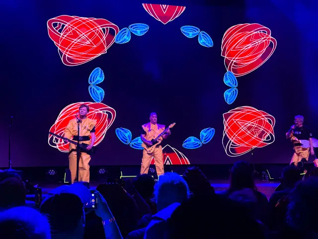DEVO at the Met