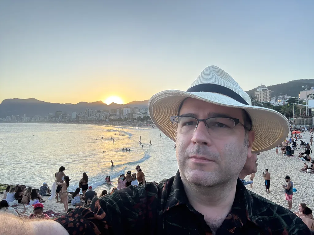 the sunset at Arpoador