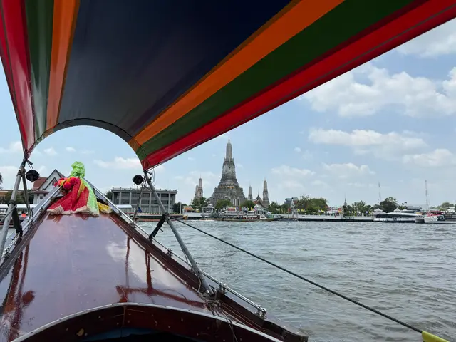Bangkok boat tour
