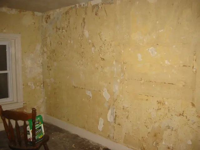 third floor, front room, from the southeast
