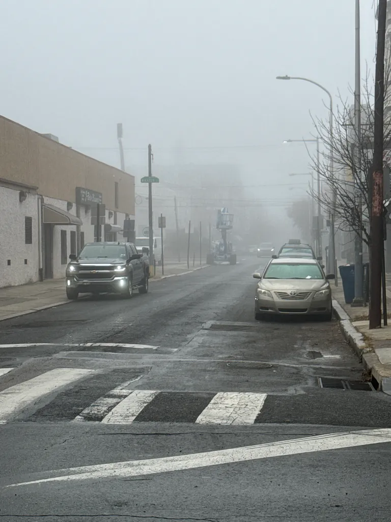 a foggy day in the hood