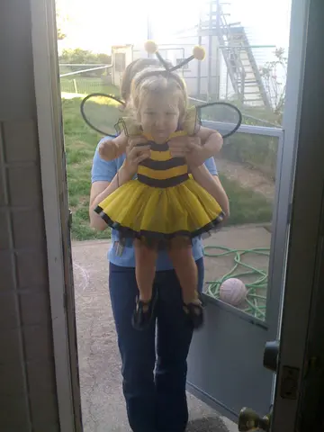 Bee Girl and Mommy
