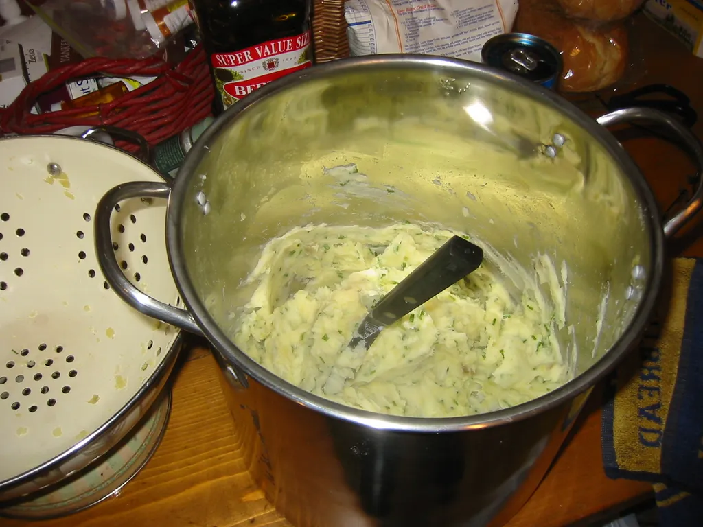 thanksgiving, 2003, Spuds