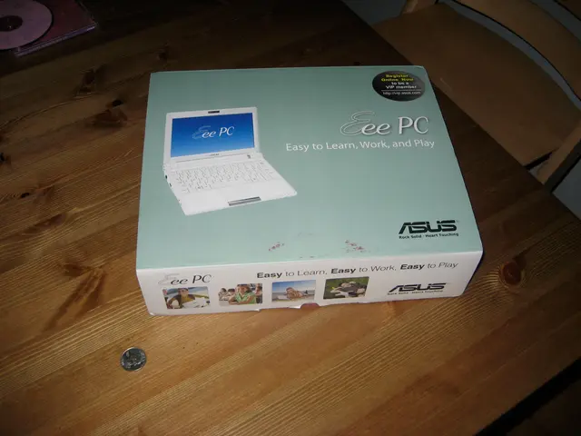 wee little eee box