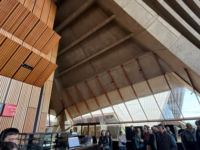 opera house tour