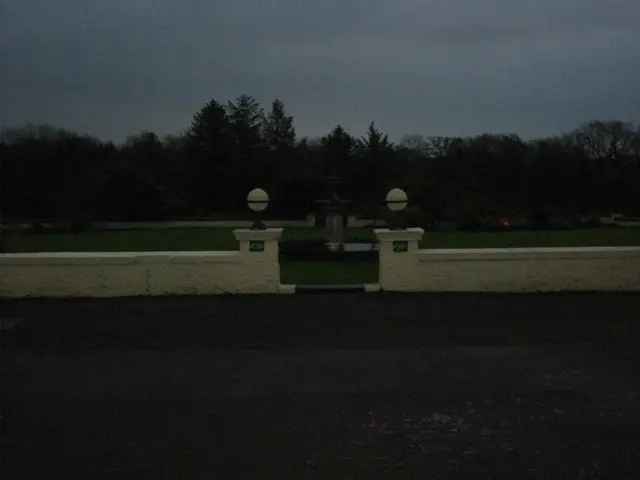 smellons front lawn