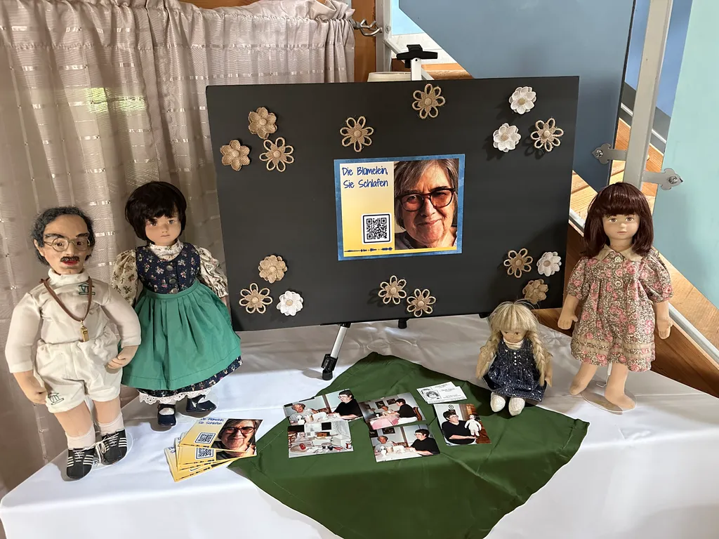 mom's dolls (and a link to her singing)