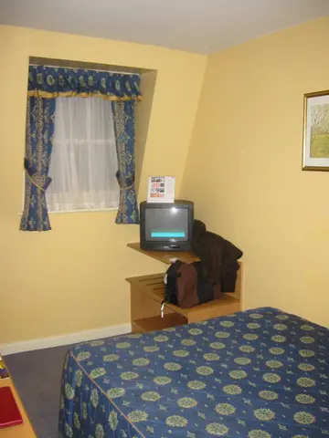 quality hotel room
