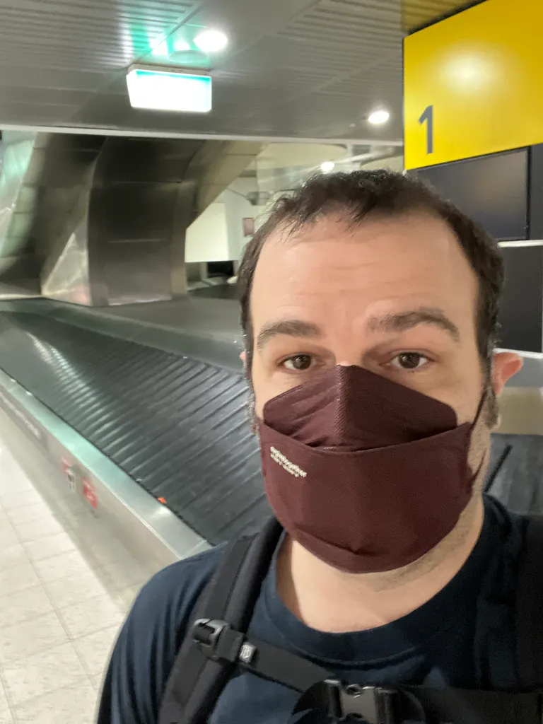 Melbourne, waiting on bags
