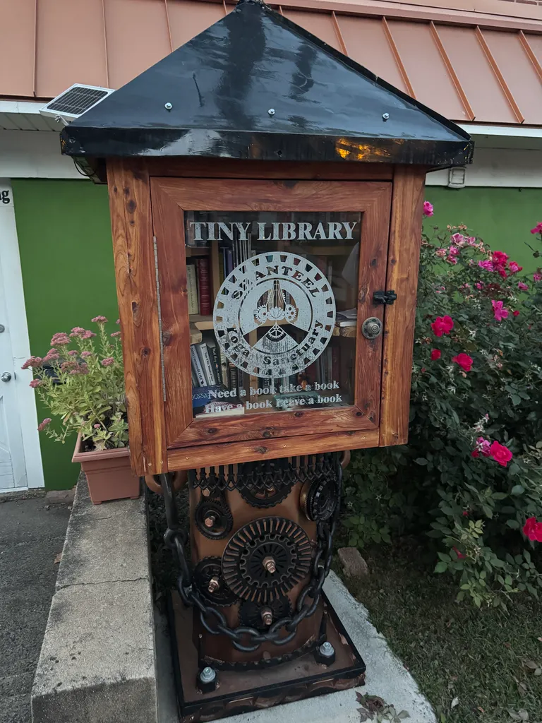 Sellersville little library