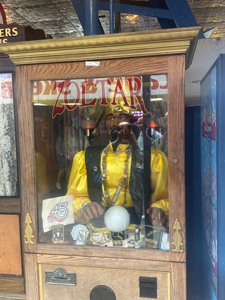 Coney Island - Zoltar