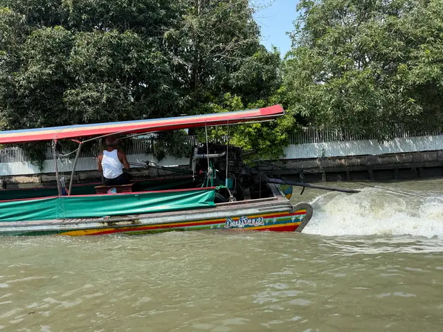 Bangkok boat tour