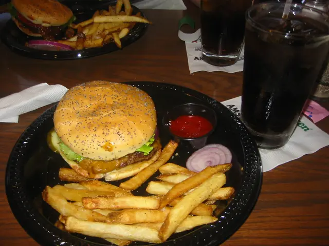 airport lunch, thursday
