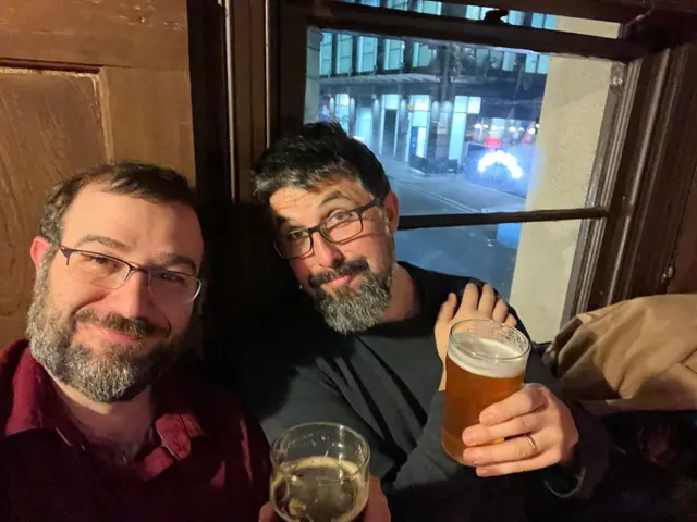 drinks with Rob N ★