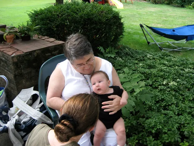 oma, mother, and baby