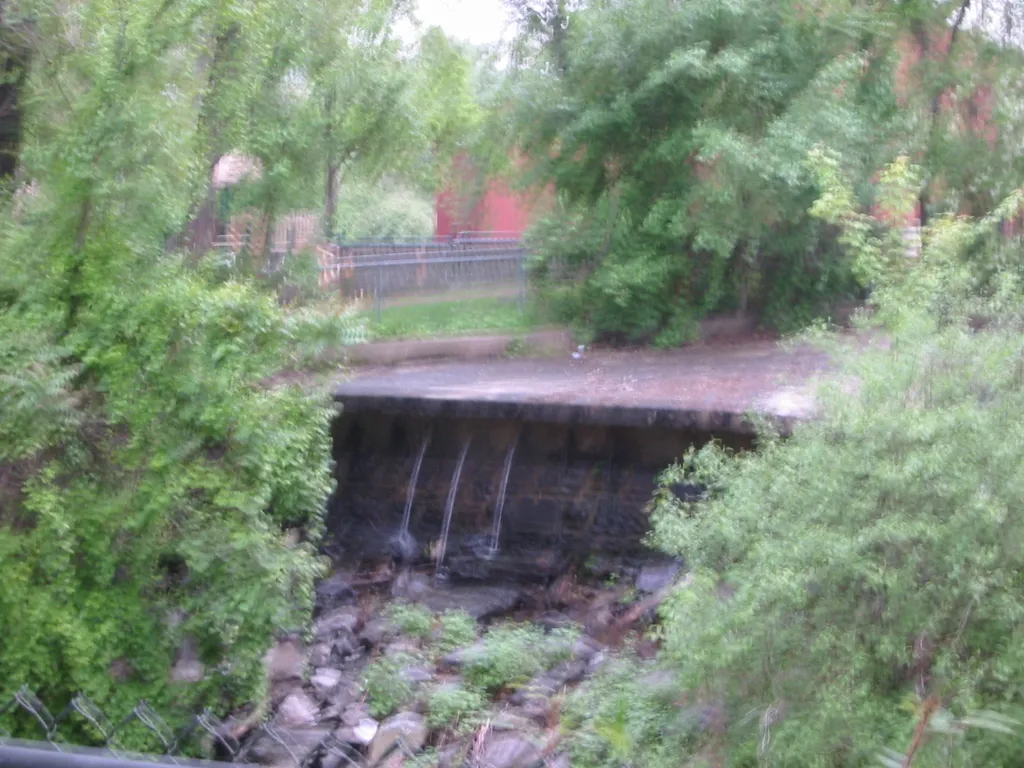 the towpath, canal relief (blurry)