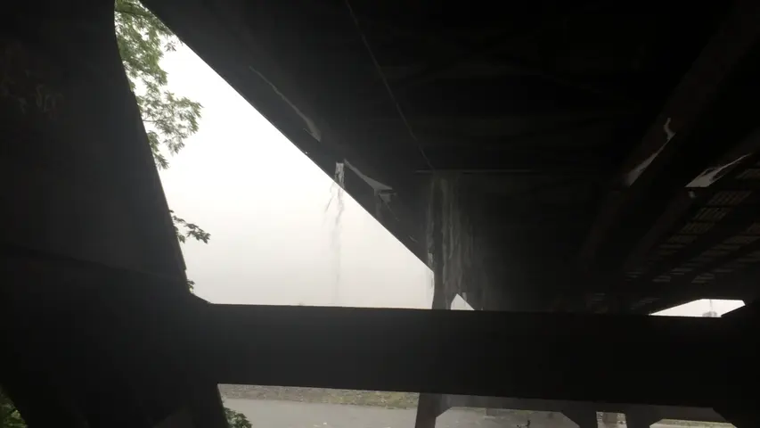 Rain under Fahy