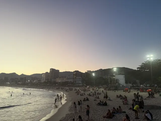 the sunset at Arpoador