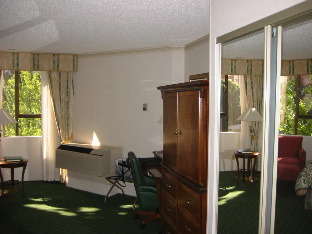 oscon 2003, My Room