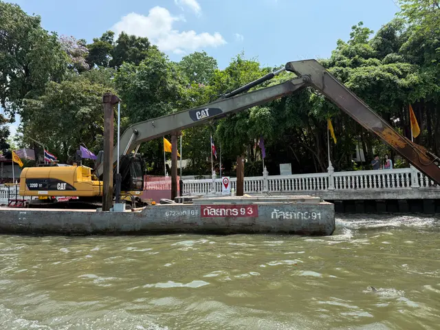Bangkok boat tour