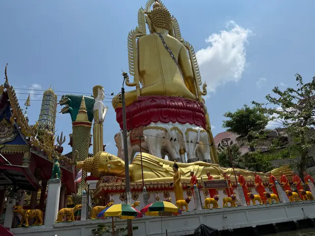 Bangkok boat tour