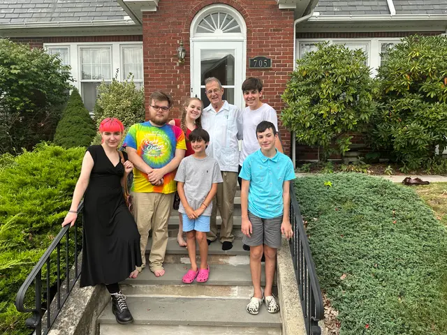 dad and (some of) his grandkids