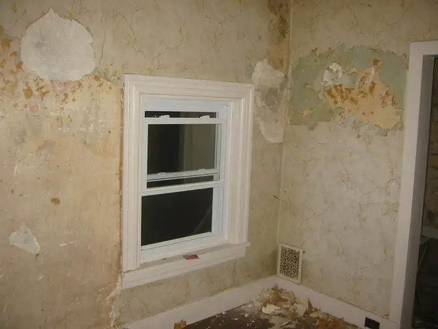 third floor, back room, from the northeast