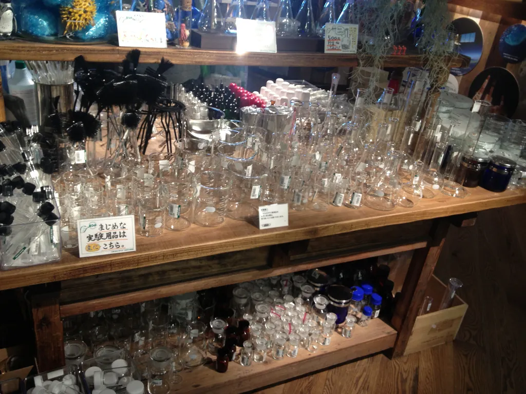 Tokyo Hands glassware