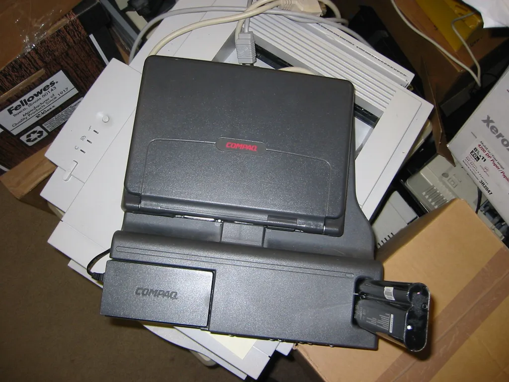 compaq contura aero