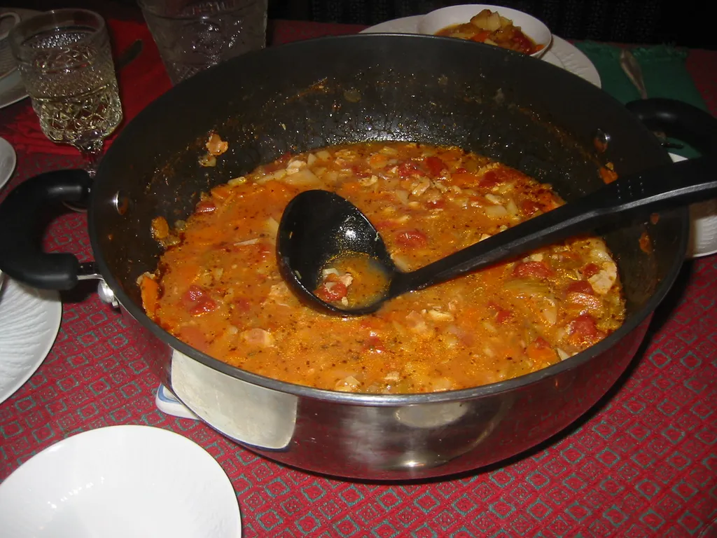 mom's traditional clam chowder