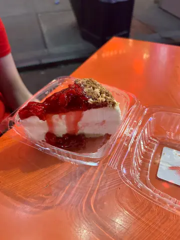Junior's cheesecake