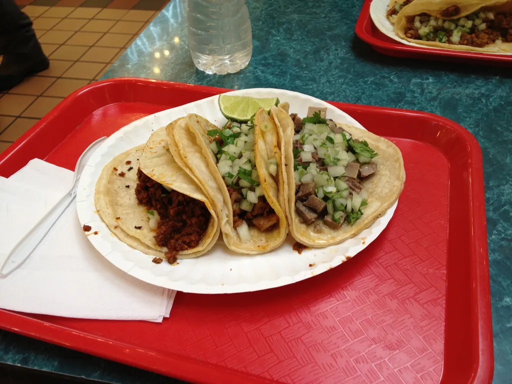 tacos at the Bourse