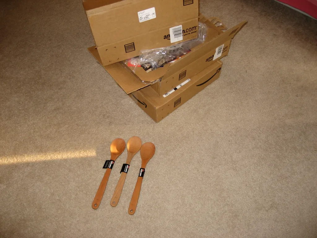 amazon box contents