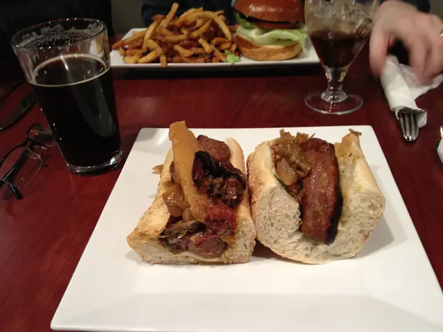 lunch at molly malloy's