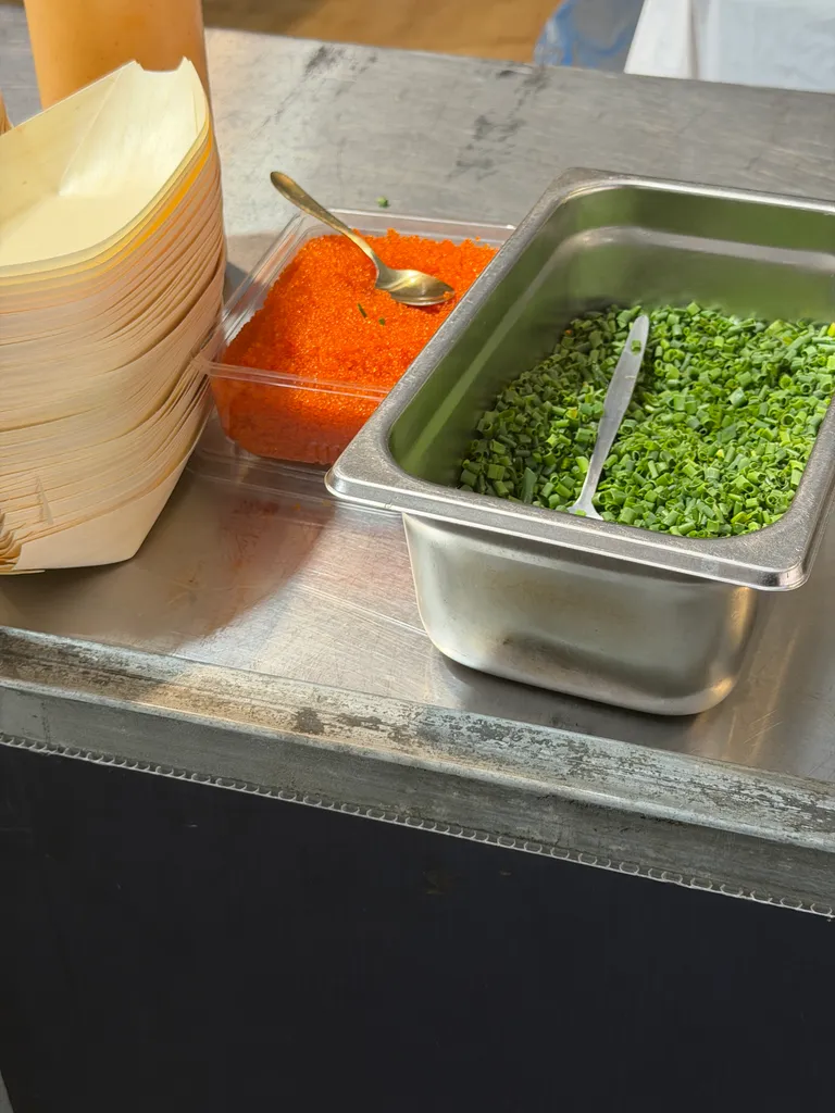 roe and scallions