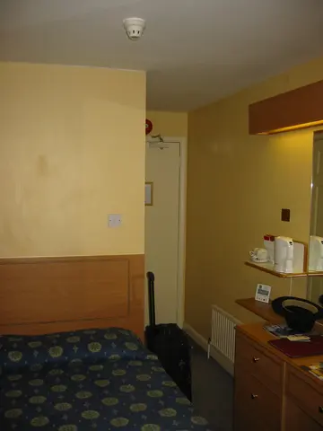 quality hotel room_2