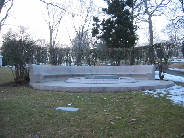nisky hill cemetery, img_1313