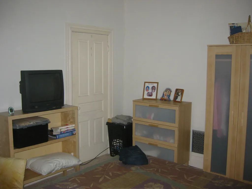 bedroom, from the northwest