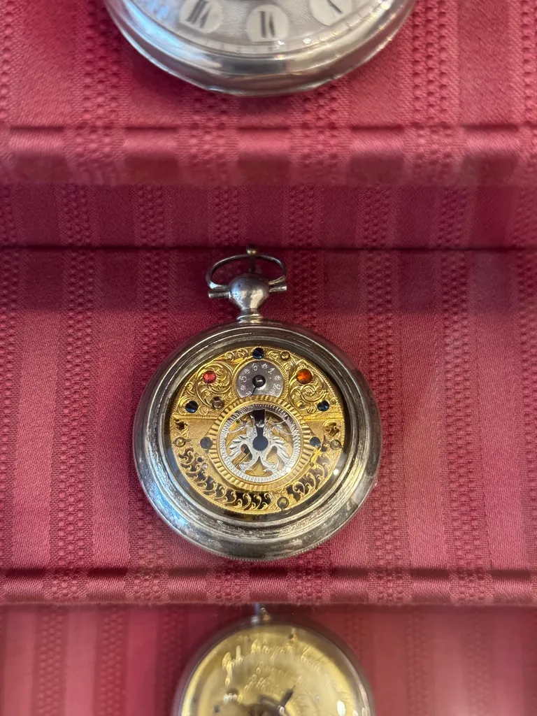 Uhrenmuseum: pocket watch